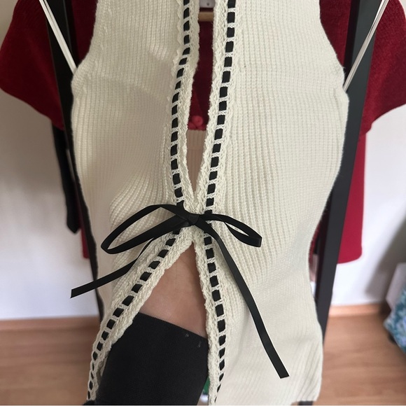 With Jean the Gigi top size XS - Picture 7 of 10